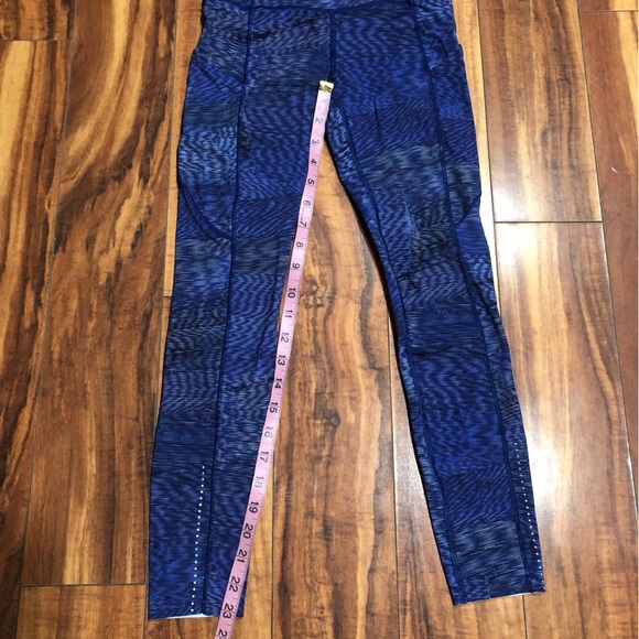 Lululemon Fast & Free 7/8 Tight II *Nulux 25"
Linear Flux Light - Picture 12 of 12